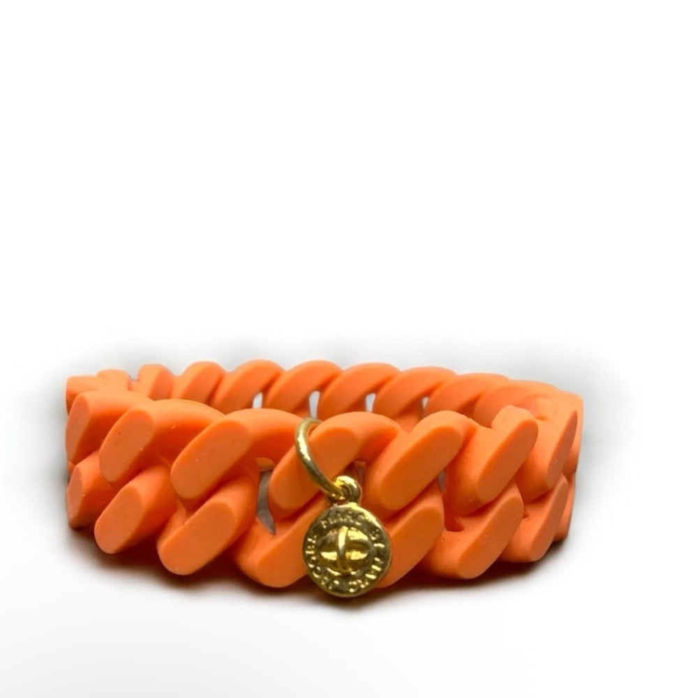 NWT Marc Jacobs Orange Spiral braided rubber Bracelet with gold tone Charm
